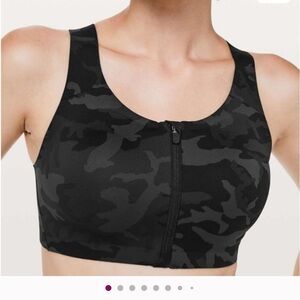 Lululemon Enlite Black Camo Zipfront Sports Bra